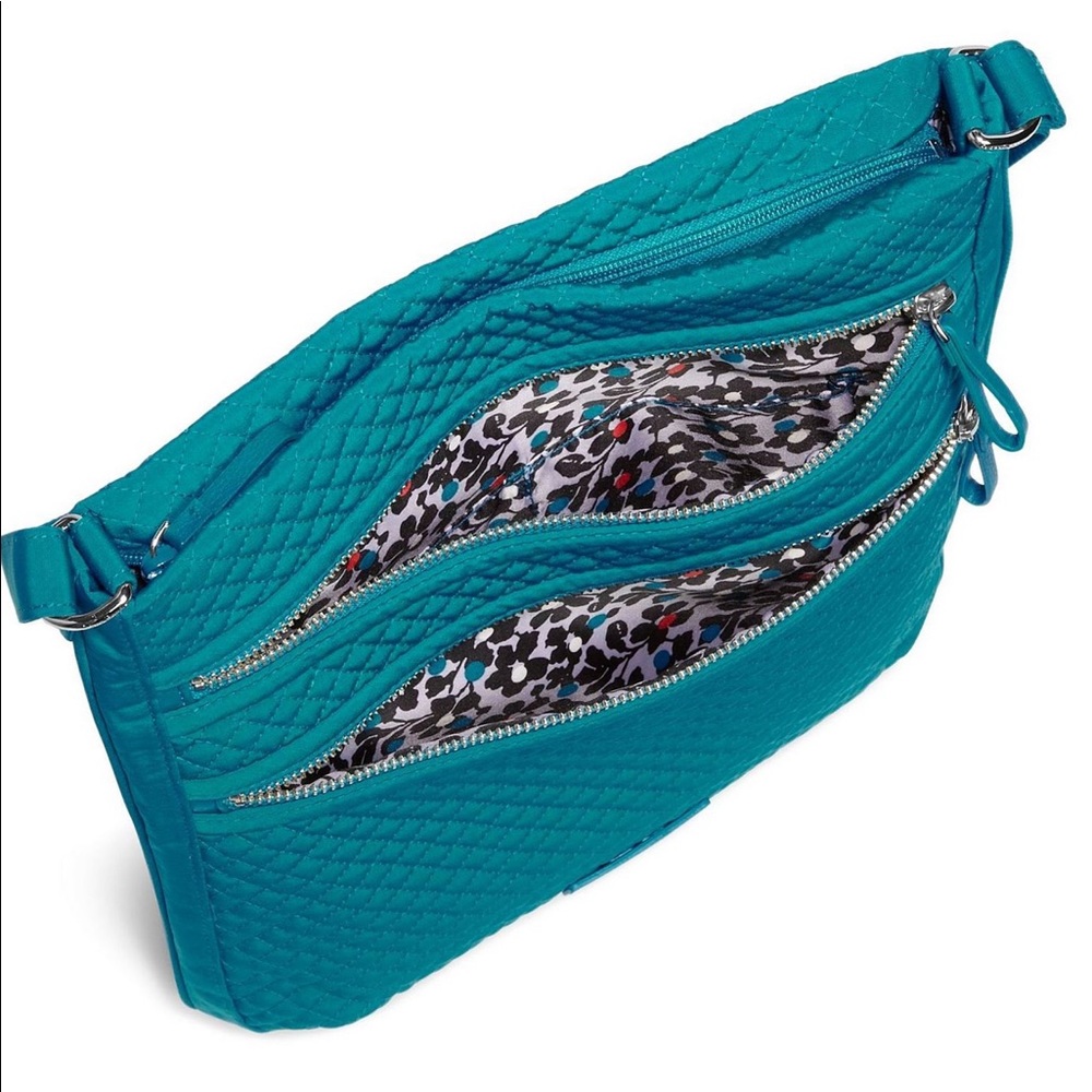 NWT Vera Bradley Triple Zip Hipster - Picture 6 of 7